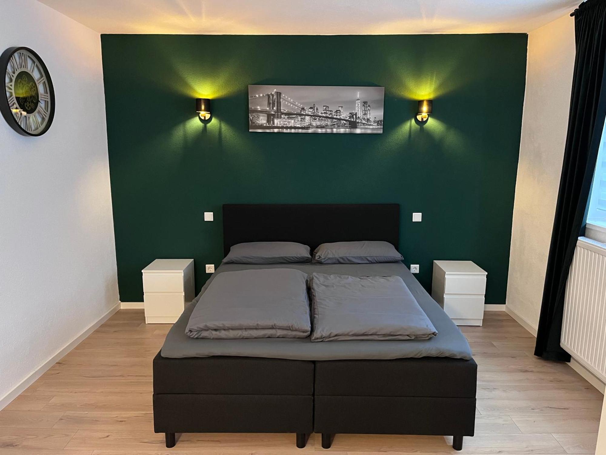 Appartment New York Naehe Duesseldorf, Messe, Hbf, City, Wifi, Helios Hospital Krefeld Buitenkant foto