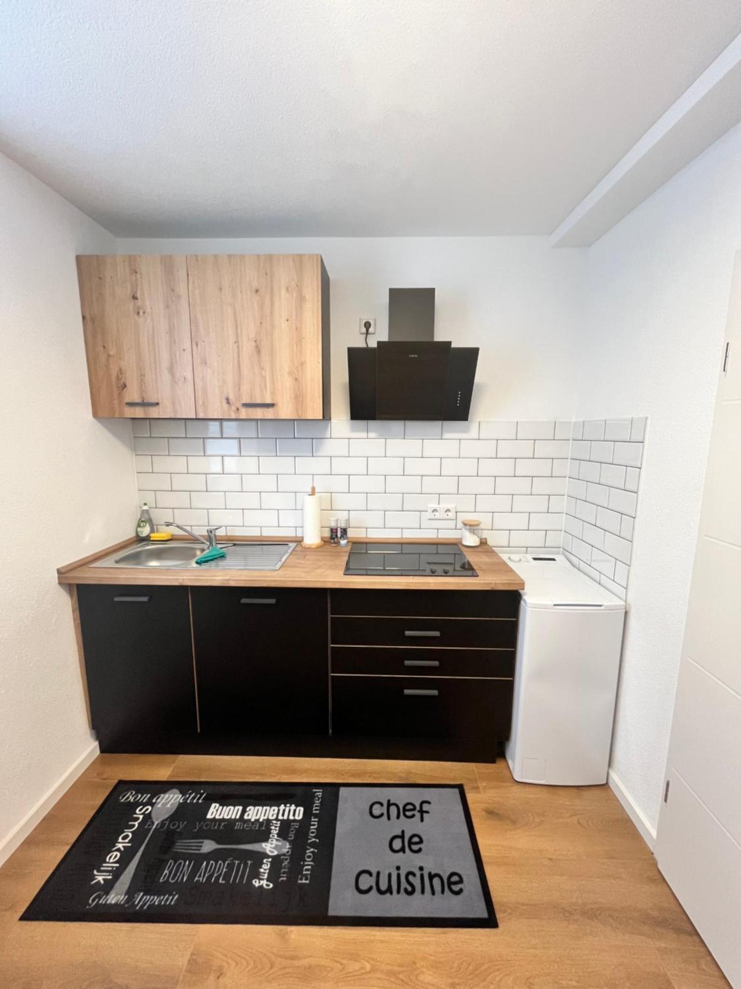 Appartment New York Naehe Duesseldorf, Messe, Hbf, City, Wifi, Helios Hospital Krefeld Buitenkant foto