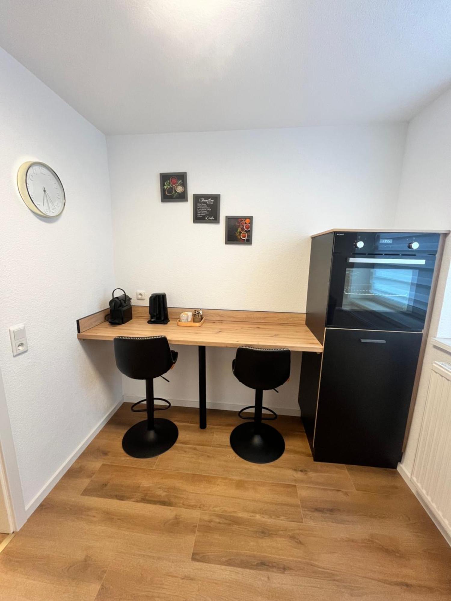 Appartment New York Naehe Duesseldorf, Messe, Hbf, City, Wifi, Helios Hospital Krefeld Buitenkant foto
