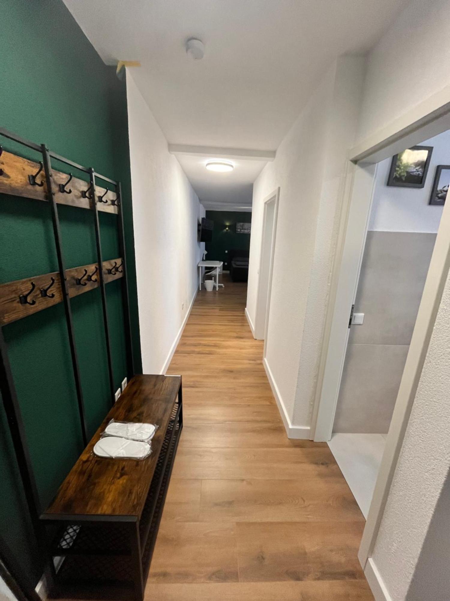 Appartment New York Naehe Duesseldorf, Messe, Hbf, City, Wifi, Helios Hospital Krefeld Buitenkant foto